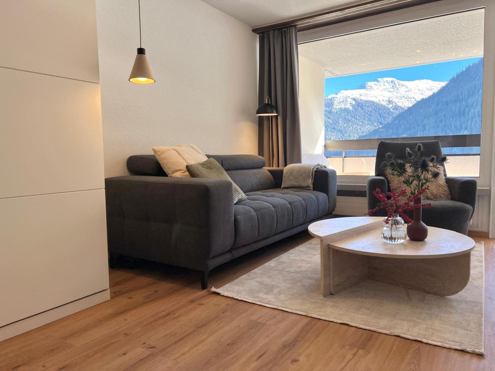 New Renovated Apartment In Center Of Davos Bagian luar foto