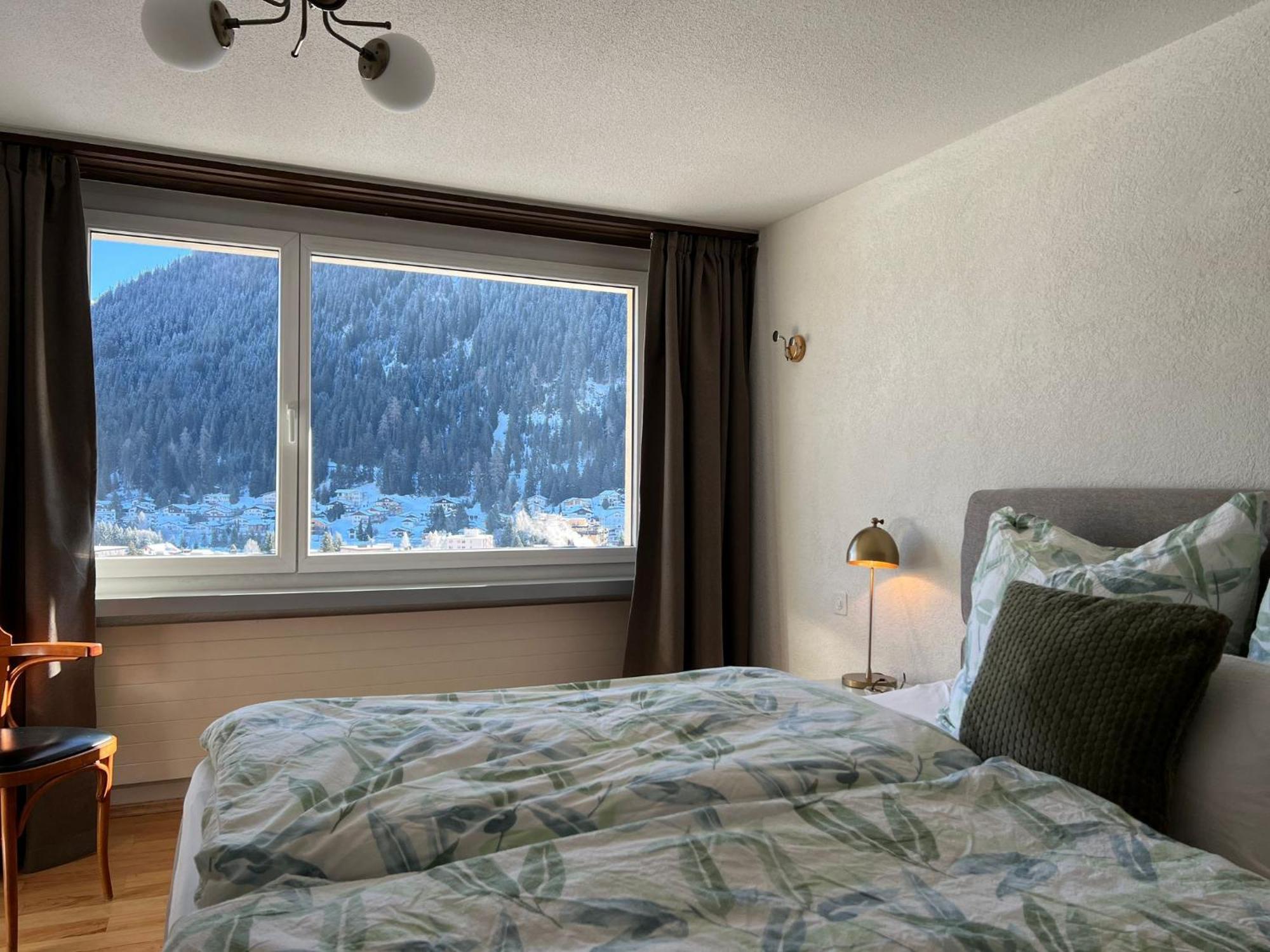New Renovated Apartment In Center Of Davos Bagian luar foto