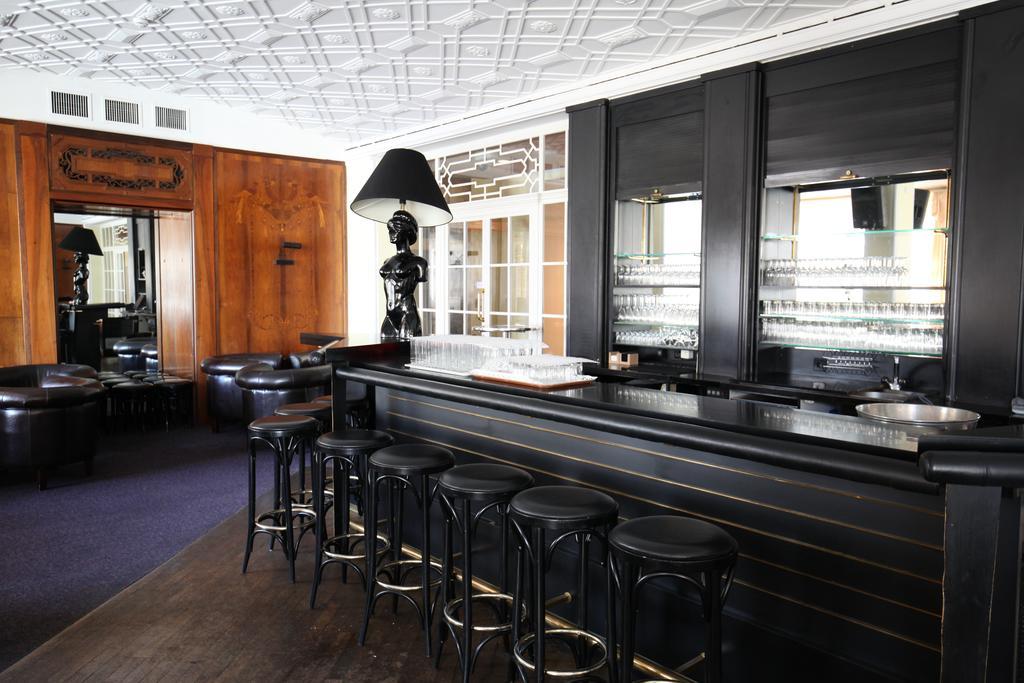 New Renovated Apartment In Center Of Davos Bagian luar foto