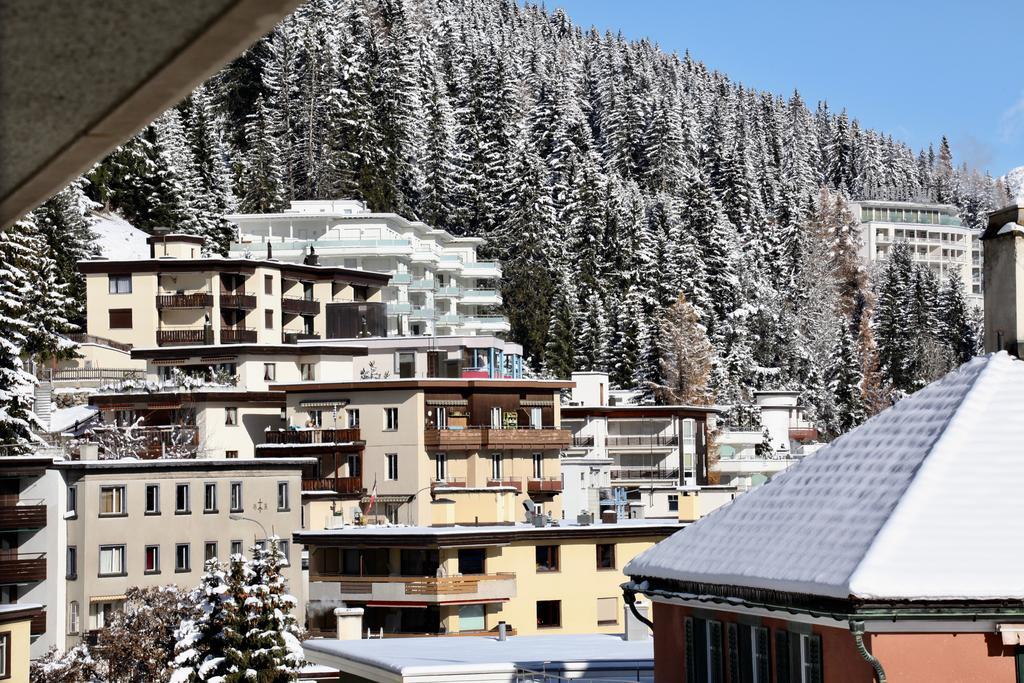 New Renovated Apartment In Center Of Davos Bagian luar foto