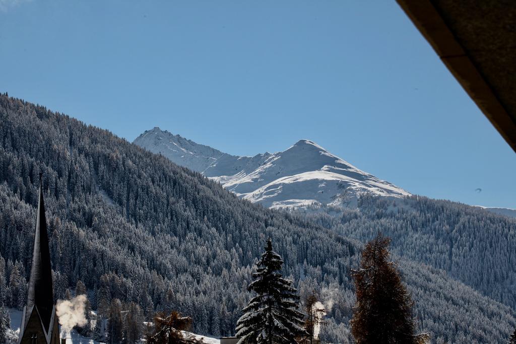 New Renovated Apartment In Center Of Davos Bagian luar foto