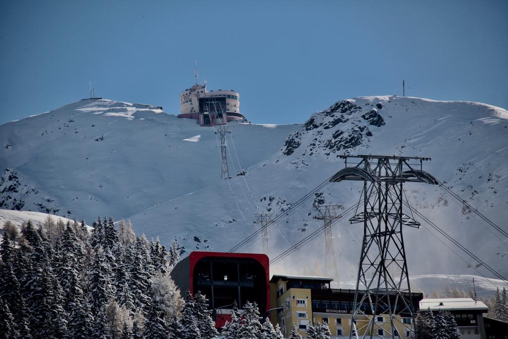 New Renovated Apartment In Center Of Davos Bagian luar foto